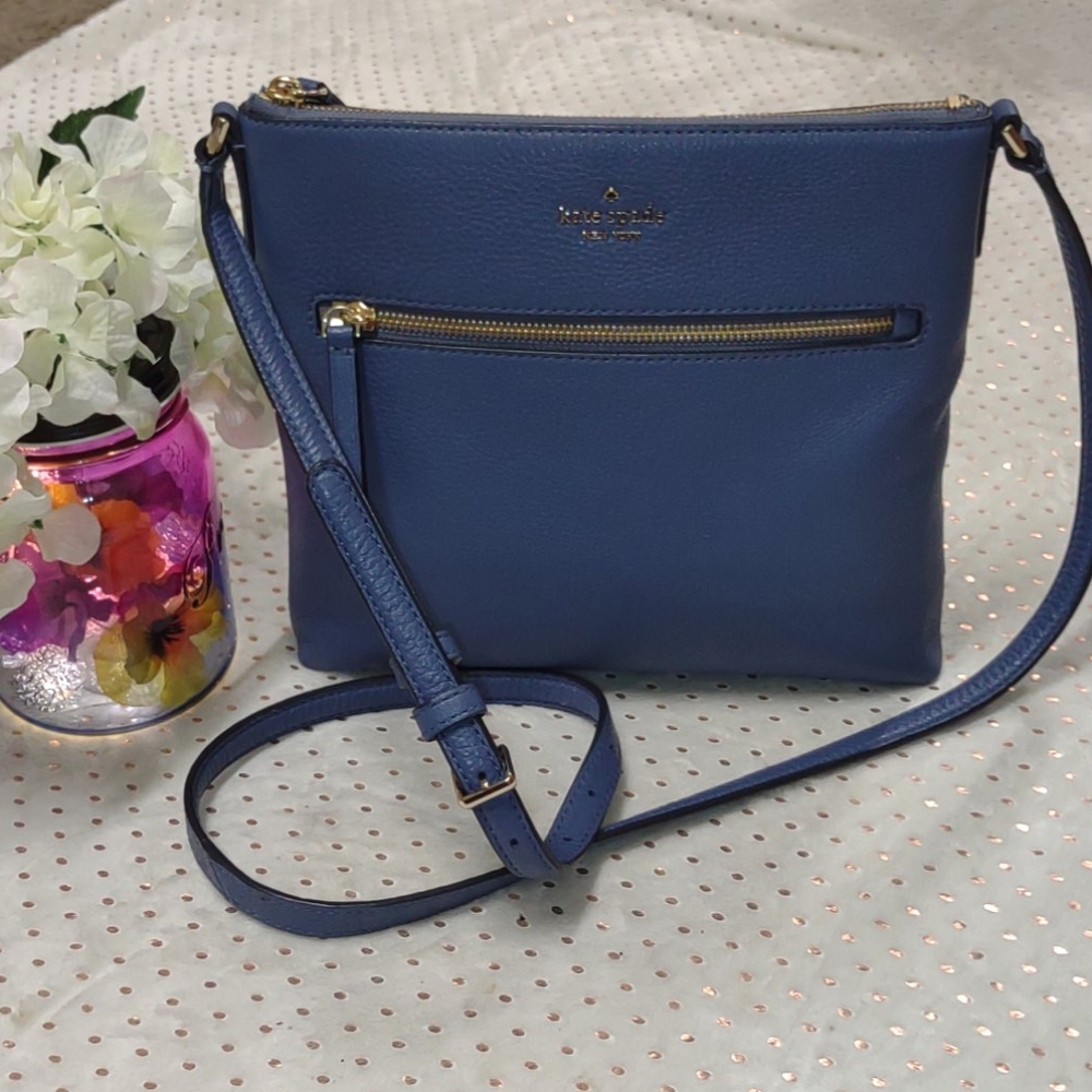 NWOT Kate Spade Lg messenger crossbody